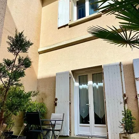 Duplex Hyper-centre Avec Sa Cour Privee Apartment Angers