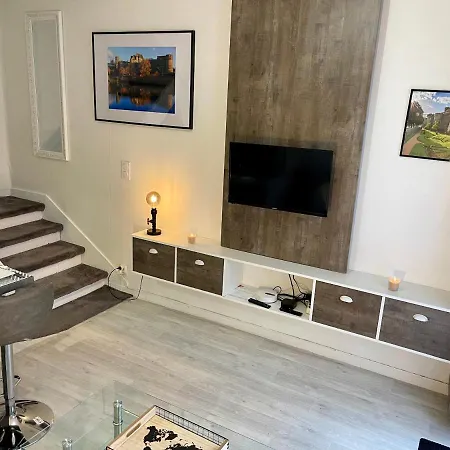 Duplex Hyper-centre Avec Sa Cour Privee *
