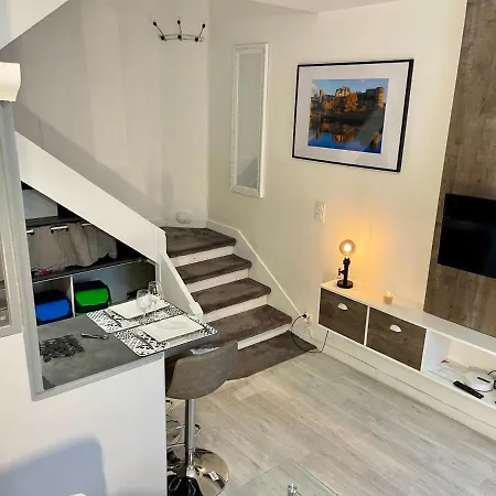 Duplex Hyper-centre Avec Sa Cour Privee Apartment